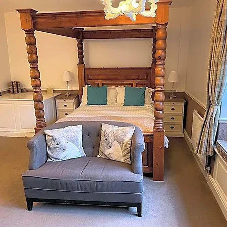 The New Inn