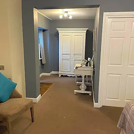 Inn The New